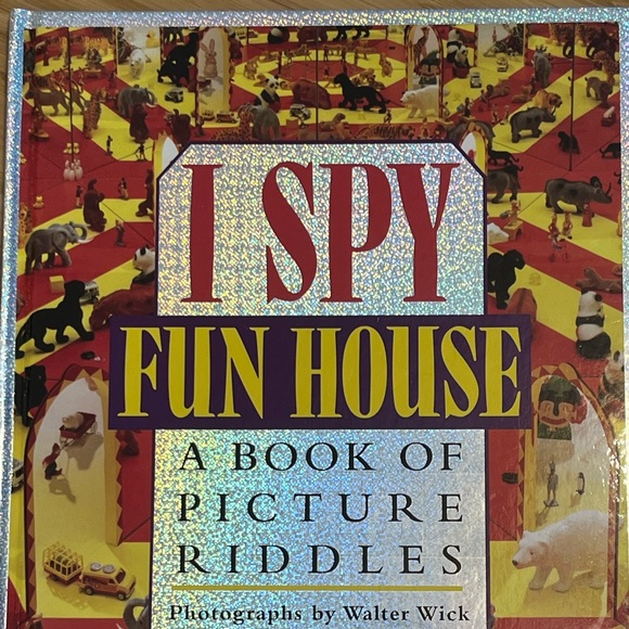 🔎 3 Books Hardcover I SPY by Jean Marzollo. 3 books, 63 pc puzzle & Memory Game - Picture 4 of 15